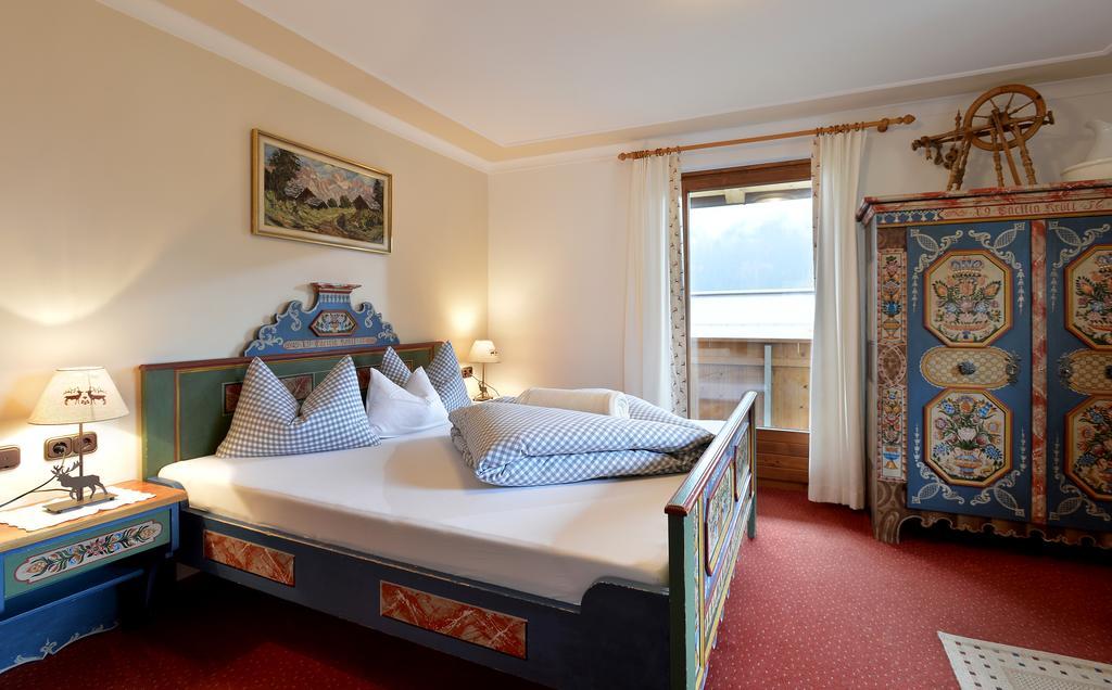 Landhaus Kumbichl Mayrhofen Room photo